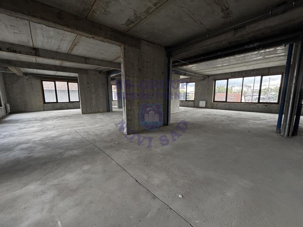 Slika 1 -  Lokal na prodaju, 284m2, 772.260€